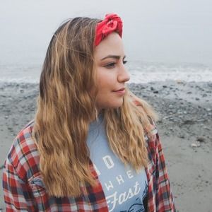 Meet your Posher, Ellie